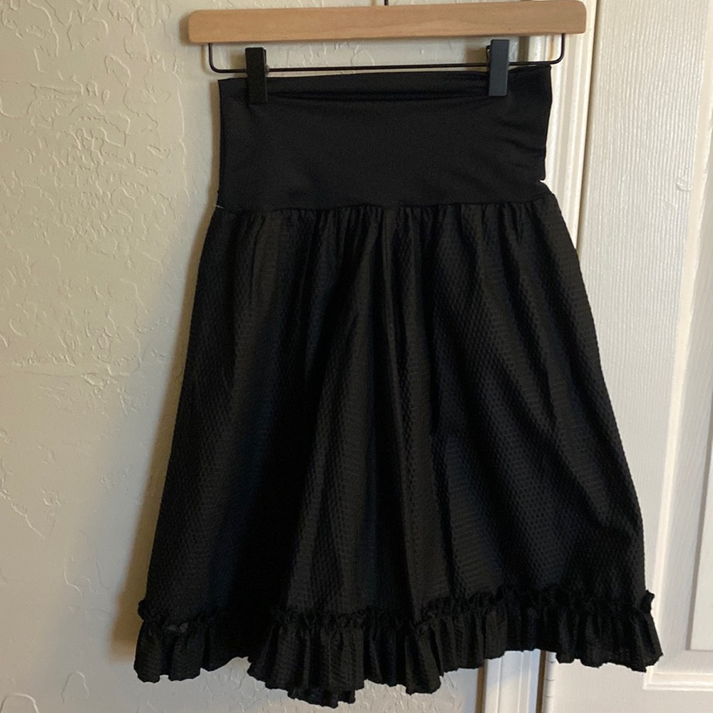 Black Aline skirt with ruffles& wide waist Band  size small